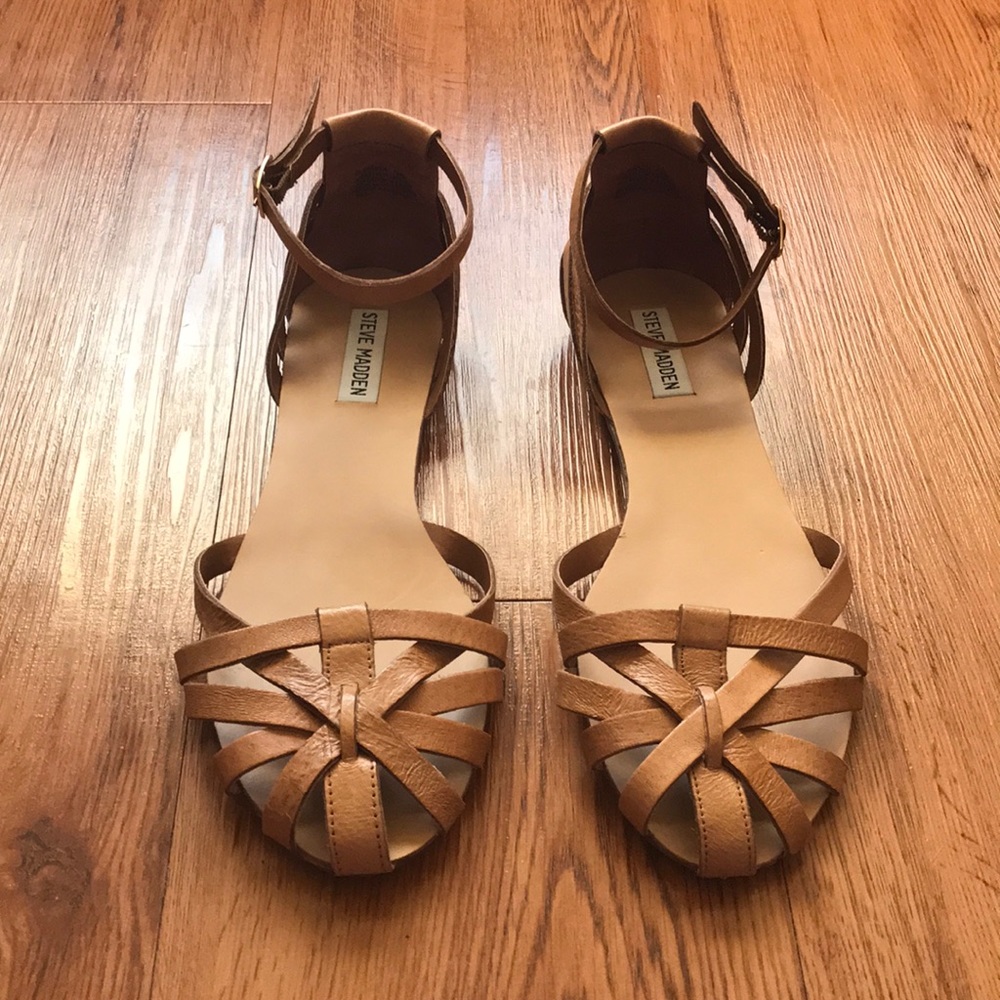 Steve Madden Light Brown Sandals